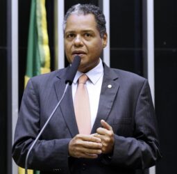 Antônio Brito